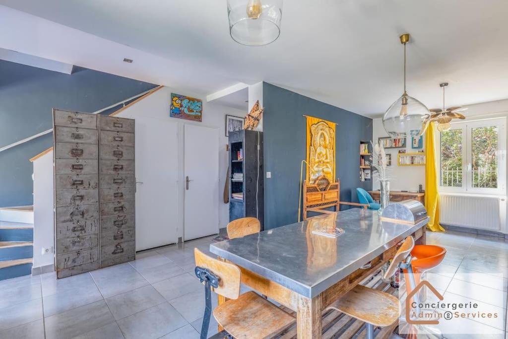 Maison A Lyon Parilly Avec Piscine, Jardin, Parking Prive & Proche Eurexpo Vénissieux Eksteriør bilde